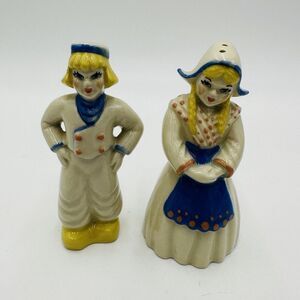 Ceramic Arts Studio Dutch Boy and Girl Salt And Pepper Shakers Holland Vintage